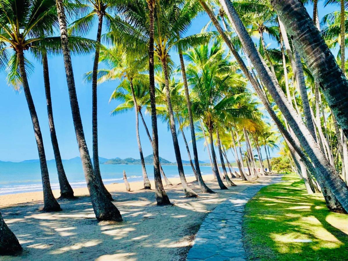 Beachview Apartments At Villa Paradiso Palm Cove Exterior photo